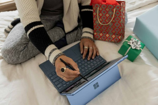 How to Achieve Work-Life Balance in a Fast-Paced, Digital Age?